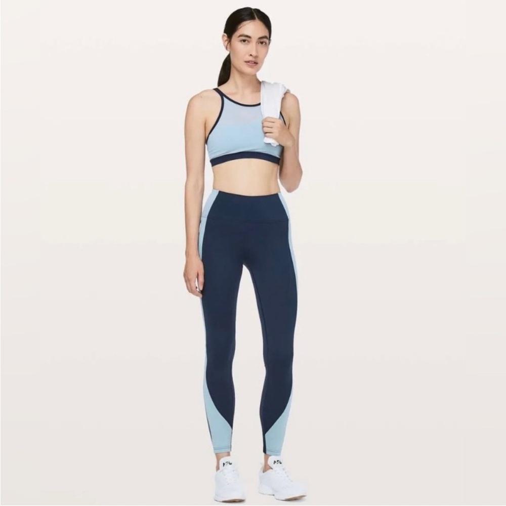 Lululemon Get Going Train Tight Size 8
Barely worn
